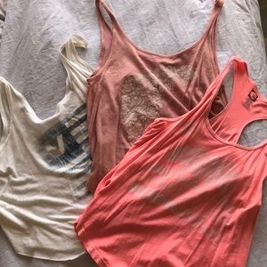 SET OF 3 Billabong/RVCA tanks